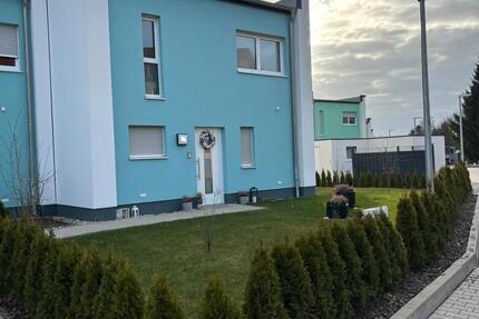 Haus Neukirch/Lausitz Lausitz - 4.5 Zimmer, 115 m&sup2;, 1.615&euro; | Angebot:26161071