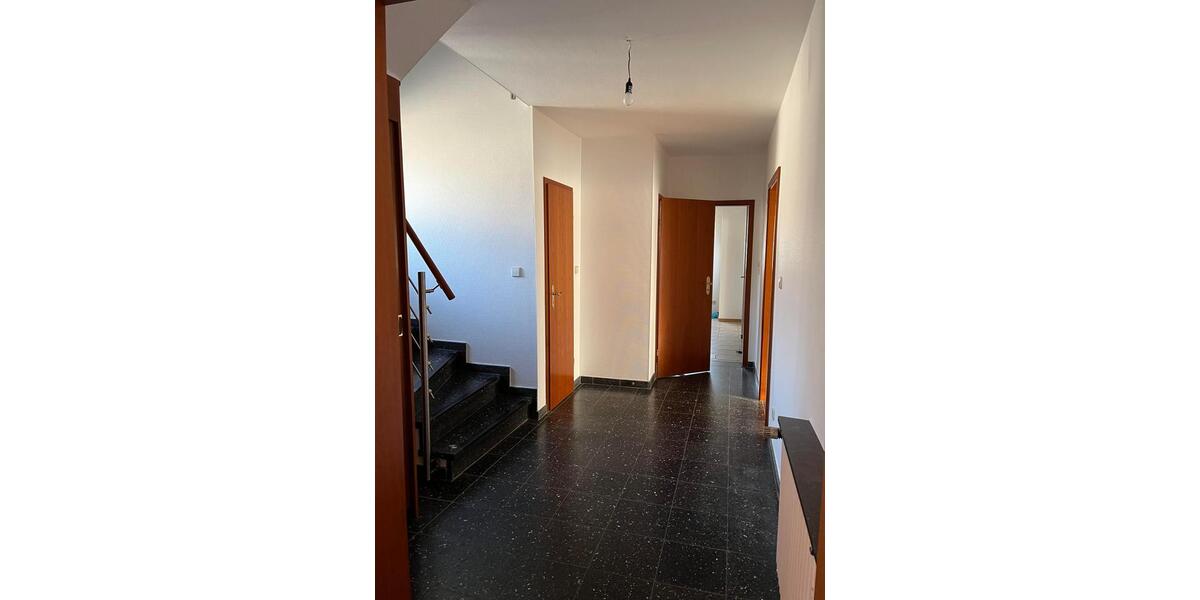 Einfamilienhaus Burgwedel - 4.5 Zimmer, 162 m&sup2;, 1.520&euro; | Angebot:26047176