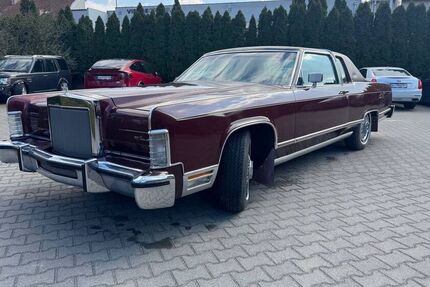 Lincoln Continental