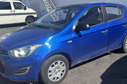 Hyundai i20 144.000 km 3.800 &euro; Lohfelden 34253