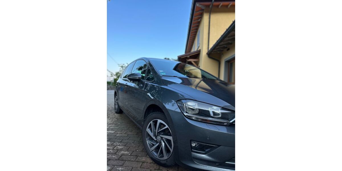 VW Golf Sportsvan 160.000 km 12.000 &euro; Farchant 82490