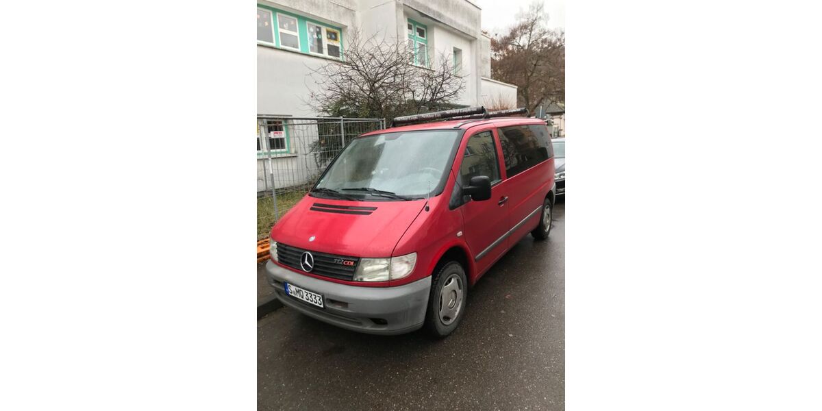 Mercedes-Benz Vito 178.300 km 4.900 &euro; Stuttgart 70327
