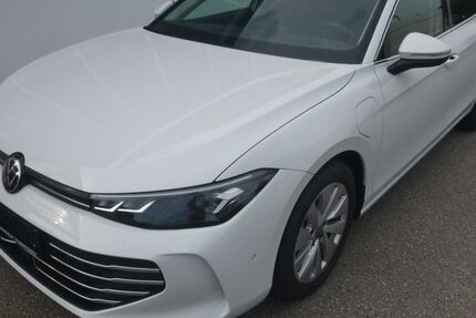 VW Passat Variant 49.850 km 31.900 &euro; Erharting 84513