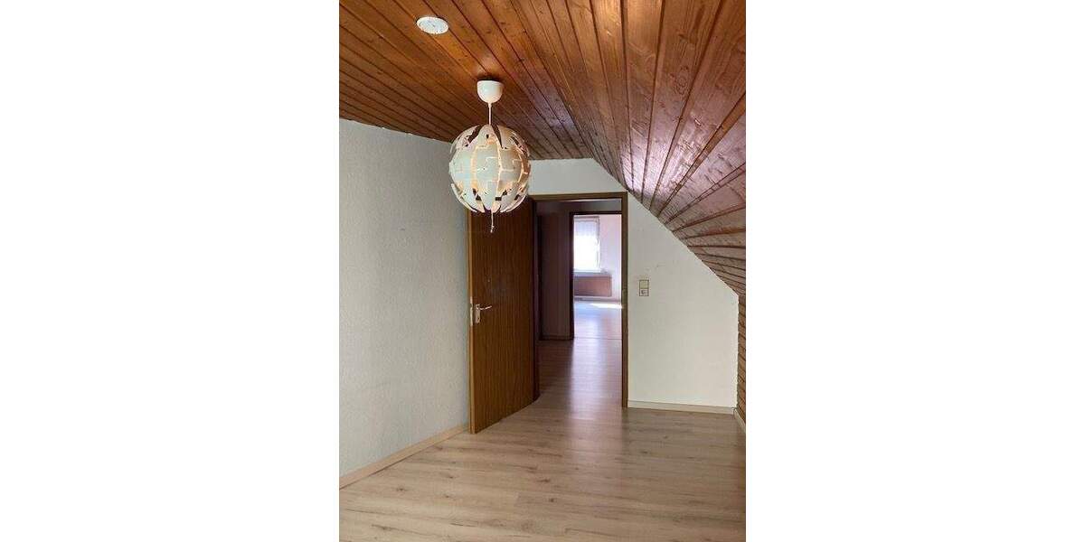 Mehrfamilienhaus, Wohnhaus Zell a. Main - 9 Zimmer, 229 m&sup2;, 365.000&euro; | Angebot:26804779
