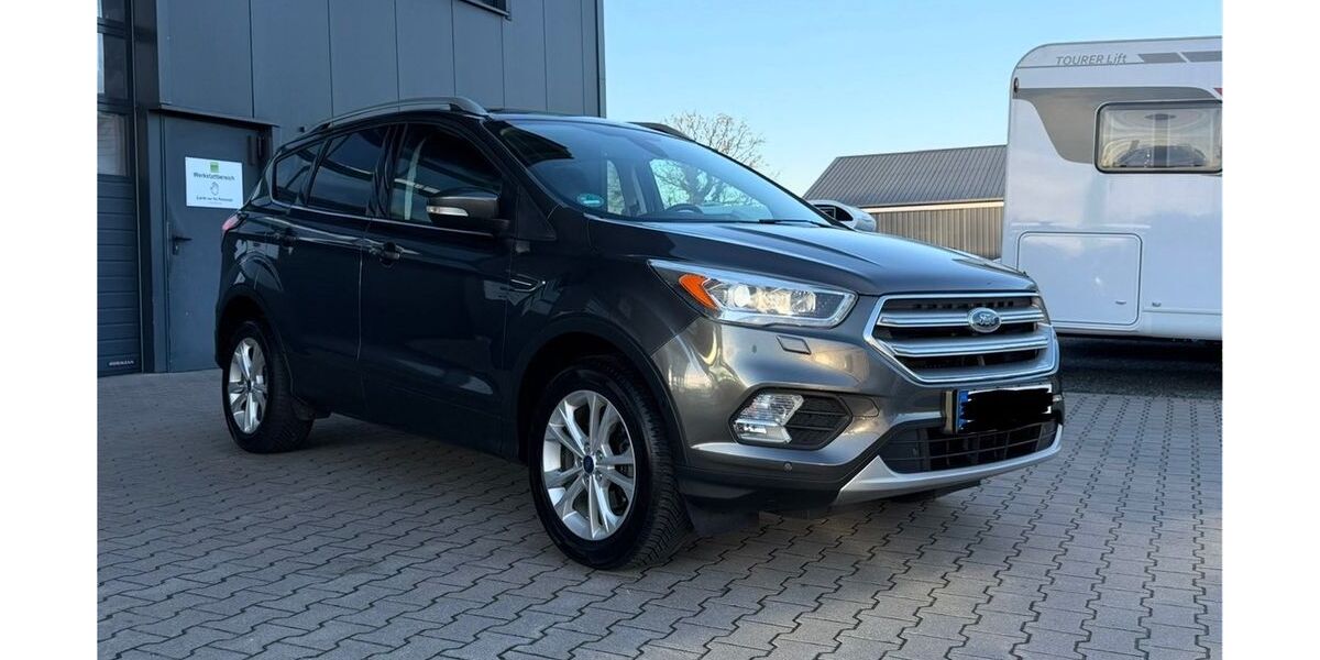 Ford Kuga 119.680 km 11.900 &euro; Nottuln 48301
