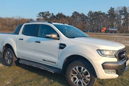 Ford Ranger 173.000 km 20.800 &euro; Würzburg 97072