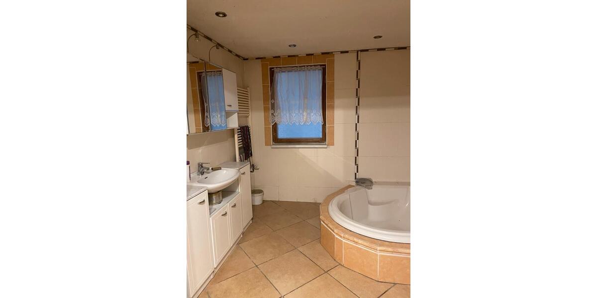 Doppelhaushälfte Allstedt - 5 Zimmer, 20 m&sup2;, 59.900&euro; | Angebot:26380645