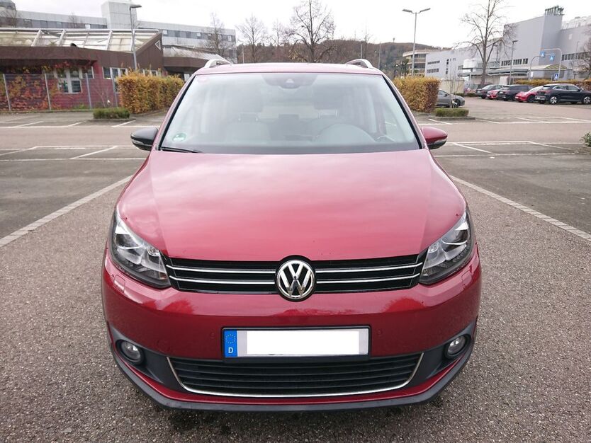 VW Touran 176.852 km 7.250 € Stuttgart 70376