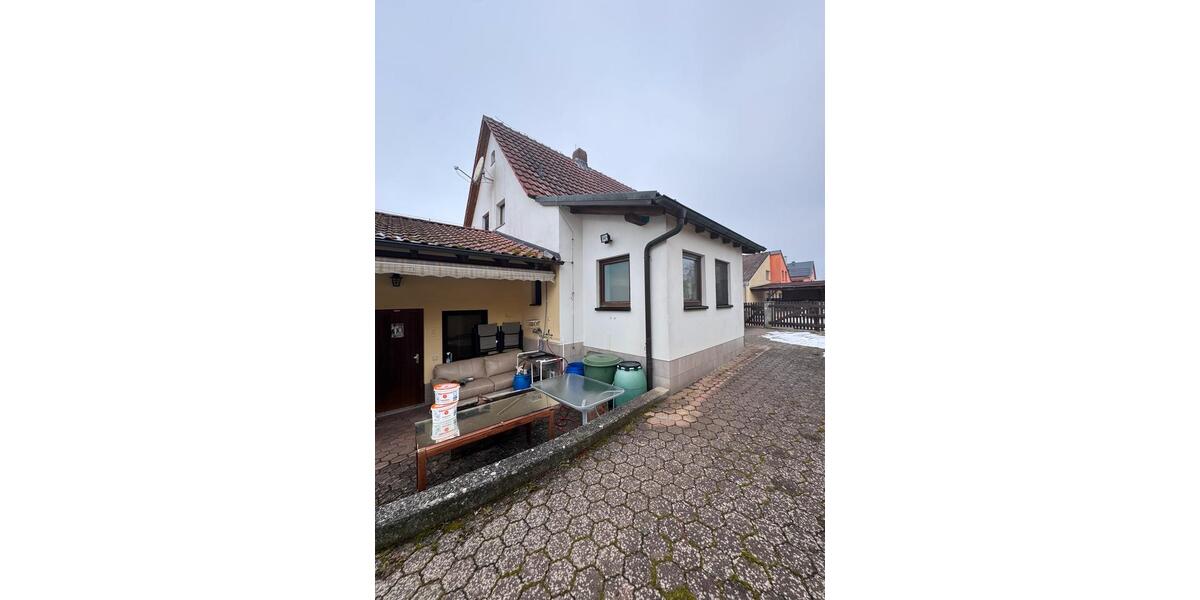 Einfamilienhaus Würzburg Heuchelhof - 5 Zimmer, 100 m&sup2;, 349.000&euro; | Angebot:24704263