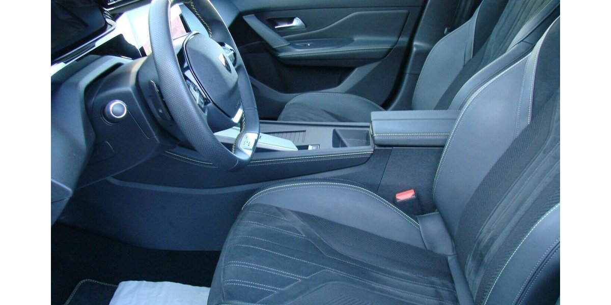 Peugeot 308 SW 1.5 GT ACC Panorama LED SCR 31.506 km 24.980 &euro; Falkensee 14612