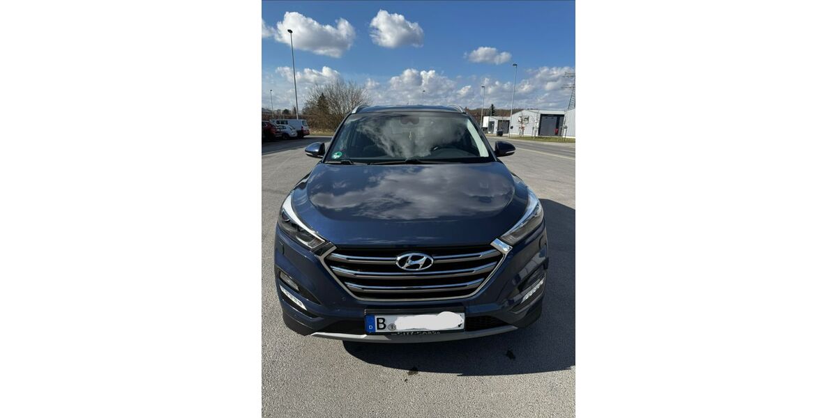 Hyundai TUCSON 98.000 km 17.500 &euro; Berlin 12627
