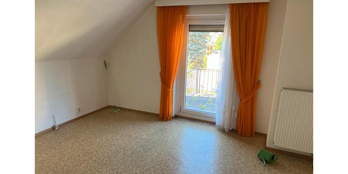 Einfamilienhaus Pausa-Mühltroff Mühltroff - 7 Zimmer, 200 m&sup2;, 195.000&euro; | Angebot:27019263