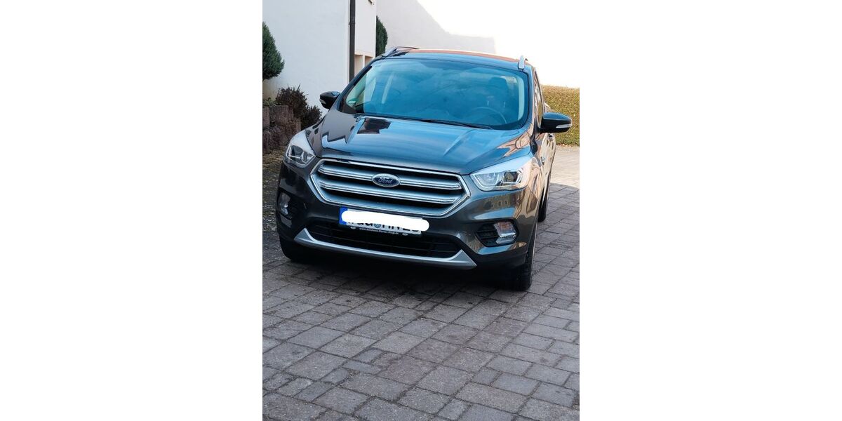 Ford Kuga 80.000 km 12.700 &euro; Treuchtlingen 91757