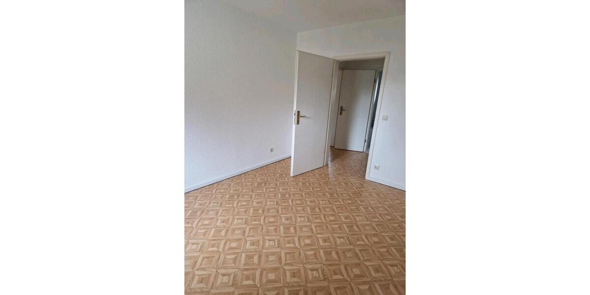 Etagenwohnung Mitterteich - 2 Zimmer, 65 m&sup2;, 625&euro; | Angebot:25449957