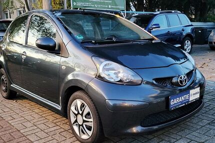 Toyota Aygo (X) 117.000 km 2.890 &euro; Ludwigshafen am Rhein 67059