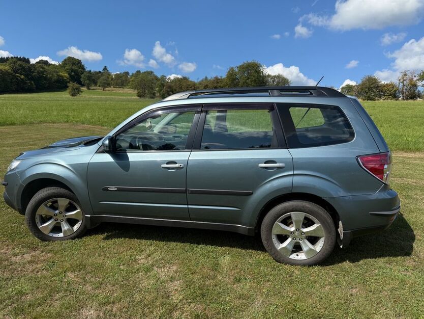 Subaru Forester 175.000 km 5.299 € Wasungen 98634