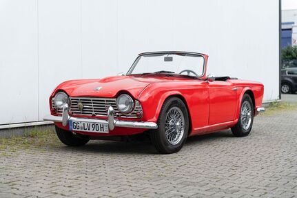 Triumph TR4