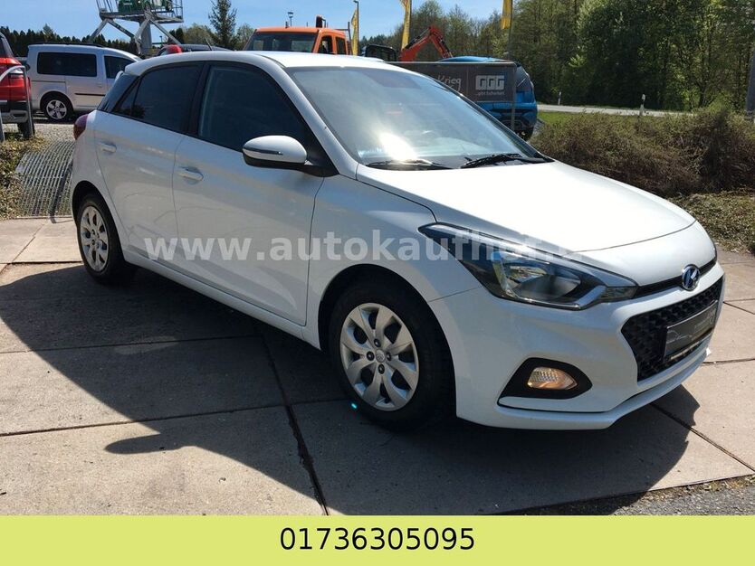Hyundai i20 57.172 km 12.995 € Neuensalz - Mechelgrün 08541