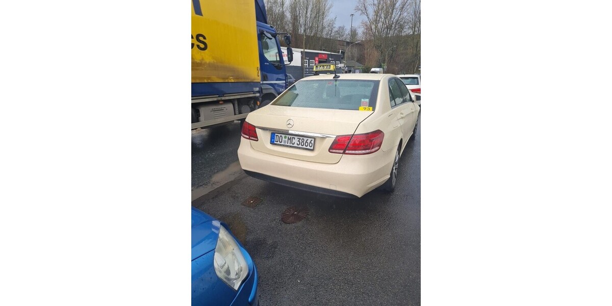 Mercedes-Benz E 200 800.316 km 2.800 &euro; Dortmund 44135