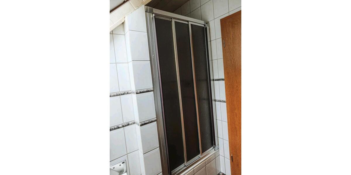 Dachgeschoßwohnung Oerlinghausen - 2 Zimmer, 50 m&sup2;, 480&euro; | Angebot:26409248