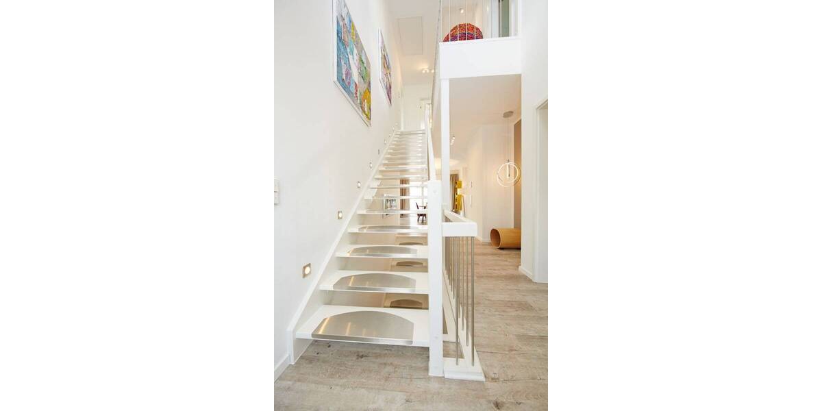 Mehrfamilienhaus, Wohnhaus Limbach - Oberfrohna Wolkenburg-Kaufungen - 7 Zimmer, 218 m&sup2;, 387.799&euro; | Angebot:26106806