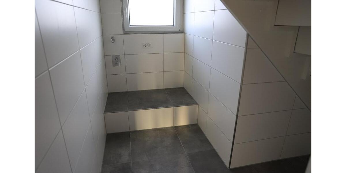 Bungalow Butjadingen - 5 Zimmer, 149 m&sup2;, 1.300&euro; | Angebot:24708252