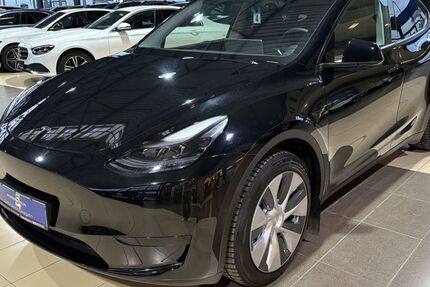 Tesla Model Y 3.506 km 35.000 &euro; Eitorf 53783