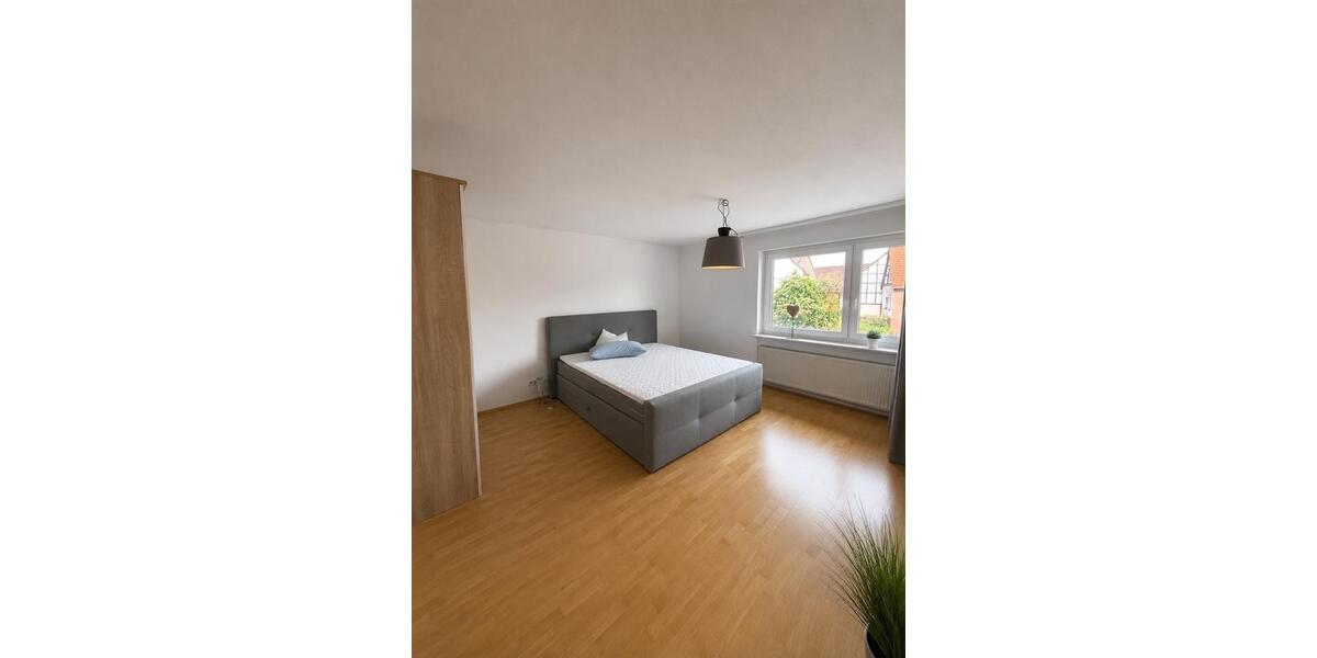 Einfamilienhaus Breuna - 6 Zimmer, 206 m&sup2;, 295.000&euro; | Angebot:26856081