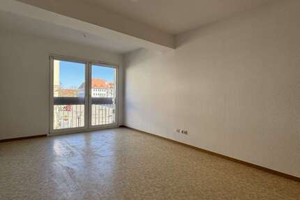 Wohnung Frankfurt (Oder) - 2 Zimmer, 71 m&sup2;, 557&euro; | Angebot:27007224