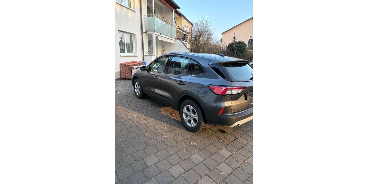 Ford Kuga 41.500 km 22.950 &euro; Ingolstadt 85057
