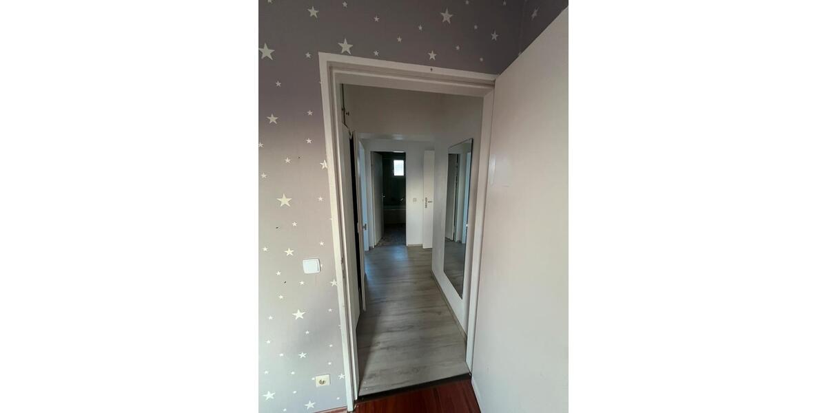 Etagenwohnung Nonnweiler - 3 Zimmer, 83 m&sup2;, 700&euro; | Angebot:25374645