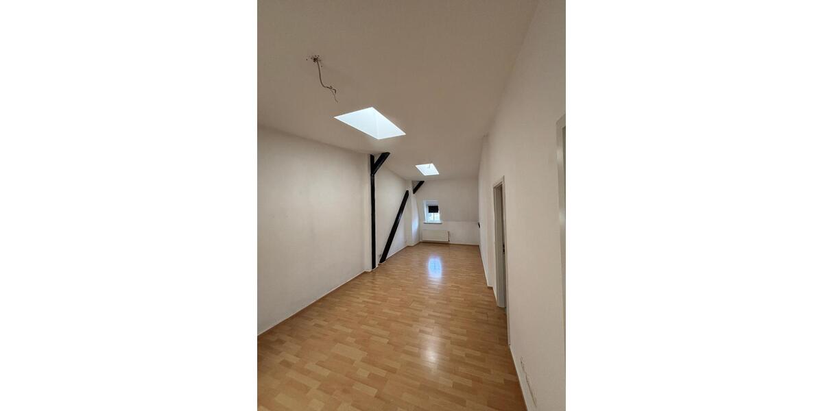 Dachgeschoßwohnung Anklam - 2 Zimmer, 73 m&sup2;, 417&euro; | Angebot:24878595