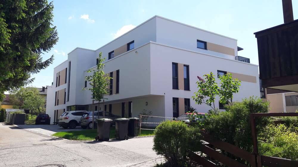 Etagenwohnung Bad Endorf Kurf - 3 Zimmer, 126 m&sup2;, 1.530&euro; | Angebot:26660114
