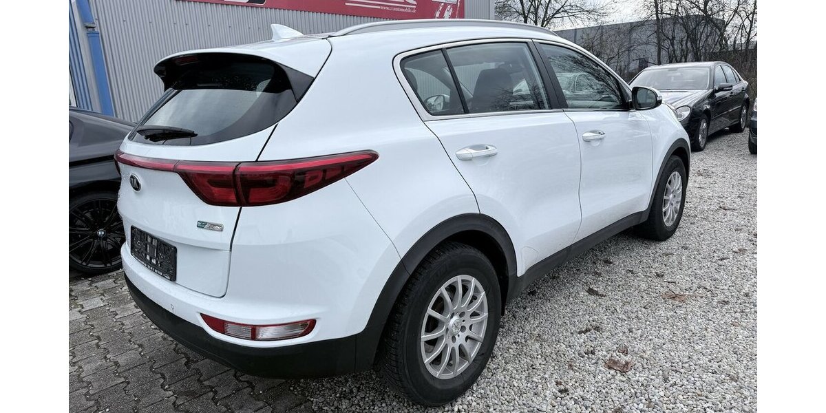Kia Sportage 1.7 CRDi Automatik Navi+Kamera LED 166.100 km 11.900 &euro; Altdorf 84032