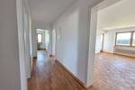 Frisch renovierte 3-Zimmerwohnung mit wunderschönem Bergblick