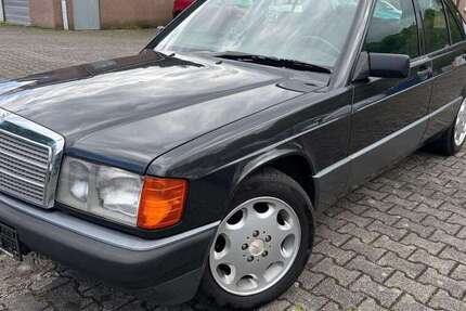 Mercedes-Benz 190 229.308 km 9.995 &euro; Remagen-Rolandseck 53424
