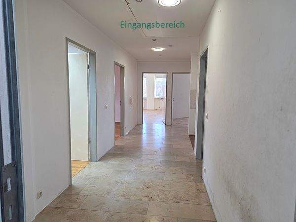Gewerbeobjekt Olching - 7 Zimmer, 168 m&sup2;, 353.000&euro; | Angebot:25360995