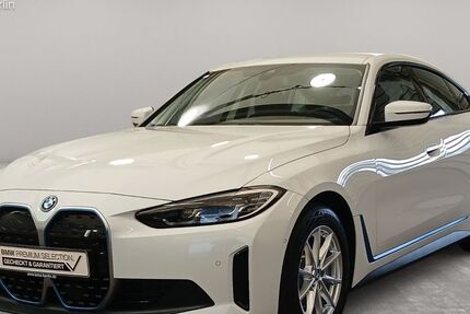 BMW i4 40.799 km 37.700 &euro; Berlin 14057