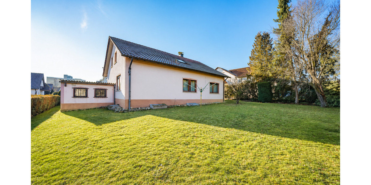 Einfamilienhaus Balingen - 6 Zimmer, 140 m&sup2;, 379.000&euro; | Angebot:25741053