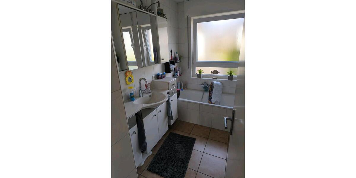 Erdgeschoßwohnung Bielefeld Jöllenbeck - 5 Zimmer, 75 m&sup2;, 670&euro; | Angebot:25414882