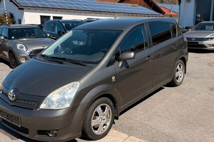 Toyota Corolla Verso 240.000 km 2.500 &euro; Deggendorf 94469
