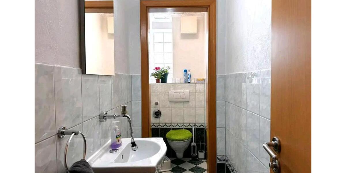 Etagenwohnung Lahr (Schwarzwald) - 4 Zimmer, 107 m&sup2;, 275.000&euro; | Angebot:27128138