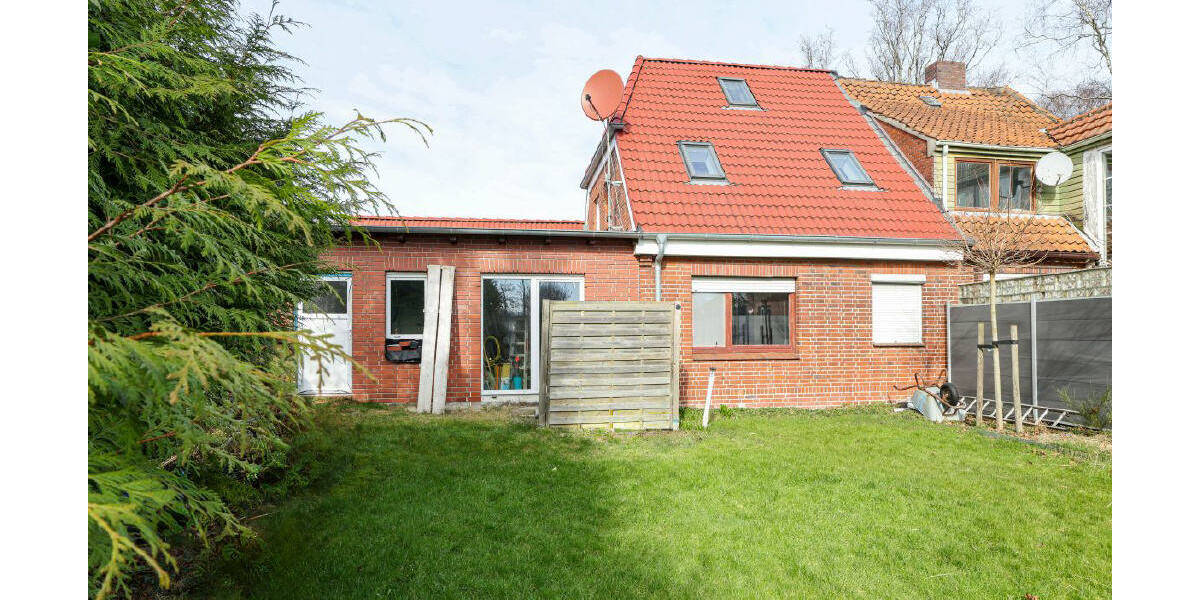 Doppelhaushälfte Wilhelmshaven-Voslapp Fedderwardergroden - 3 Zimmer, 75 m&sup2;, 165.000&euro; | Angebot:26155837