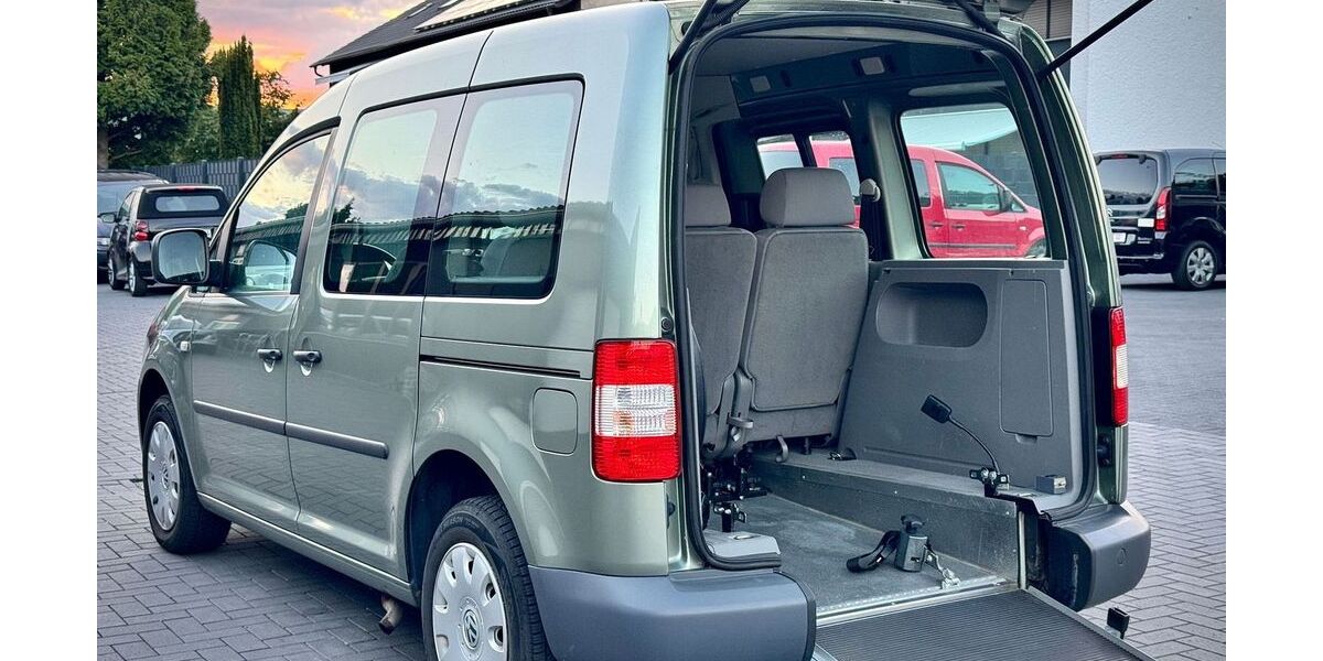 VW Caddy 90.640 km 13.999 &euro; Marl 45772