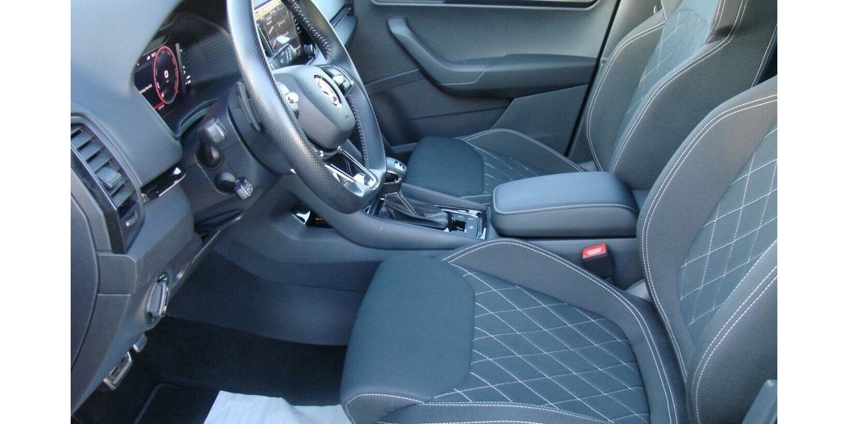 Skoda Karoq 2,0TDi 4x4 Sportline ACC AHK SHZ Matrix 13.915 km 35.980 &euro; Falkensee 14612