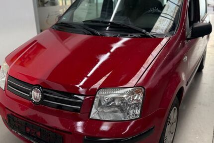 Fiat Panda 98.600 km 4.799 &euro; Niederkassel 53859