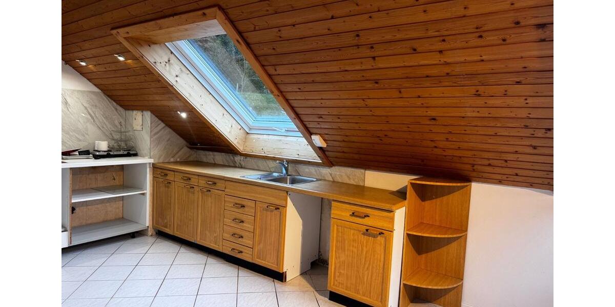 Dachgeschoßwohnung Miltenberg - 3.5 Zimmer, 78 m&sup2;, 780&euro; | Angebot:25300637