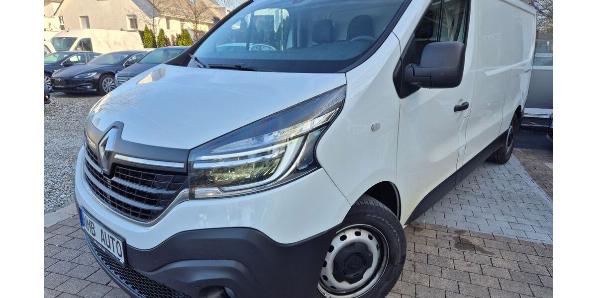 Renault Trafic 171.000 km 16.490 &euro; München 81247