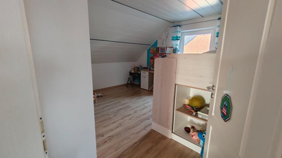 Einfamilienhaus Wahrenholz - 7 Zimmer, 229 m&sup2;, 429.000&euro; | Angebot:26780231