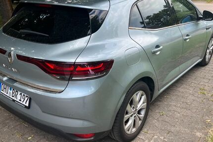 Renault Megane 49.000 km 12.000 &euro; Birkenwerder 16547